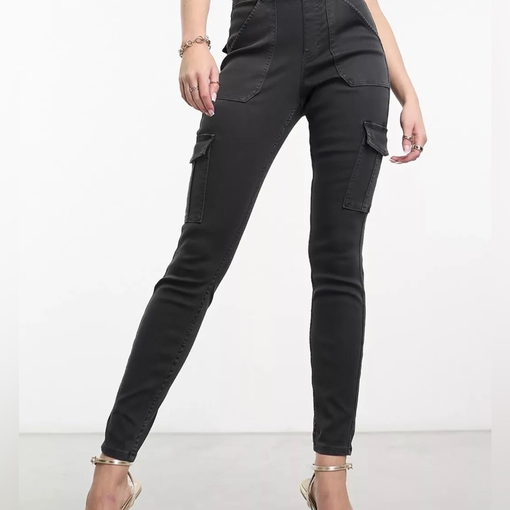 Spanx Stretch Twill Ankle Cargo Pant Washed Black Small Nwt